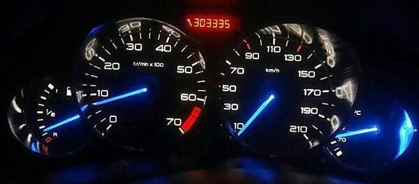 عکس کیلومتر مزدا 3