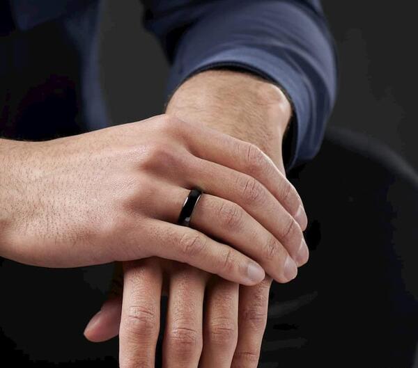 عکس انگشتر مشکی ساده