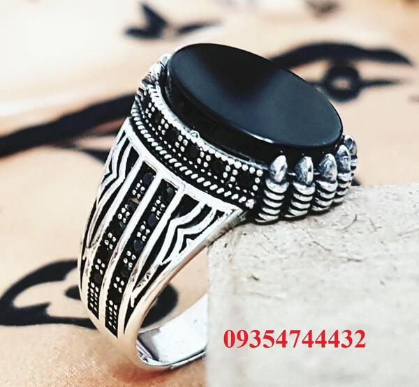 عکس انگشتر مشکی ساده