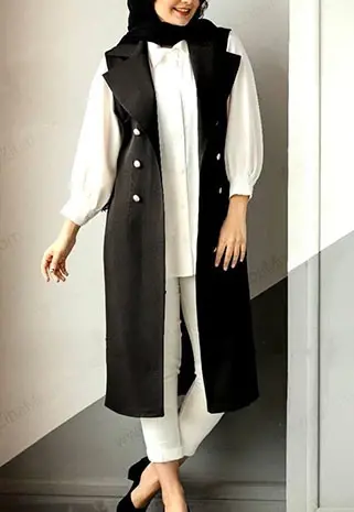 عکس مانتو ساده مشکی جلو باز