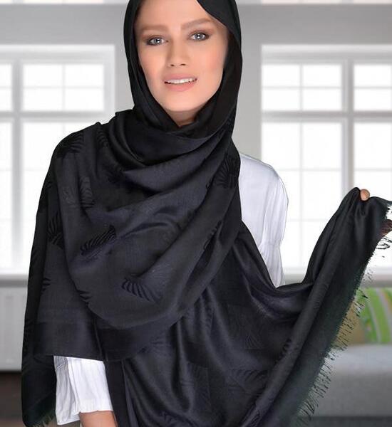 عکس شال مشکی ساده