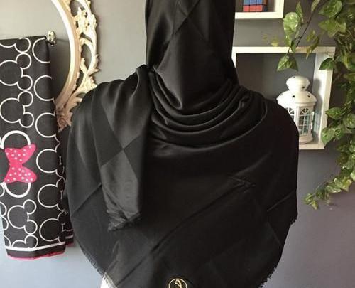 عکس شال مشکی ساده