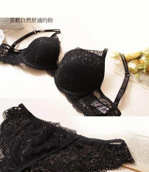 عکس شورت مشکی ساده