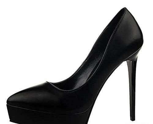 عکس کفش پاشنه بلند مشکی ساده