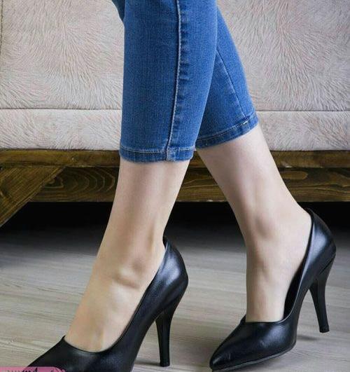 عکس کفش پاشنه بلند مشکی ساده