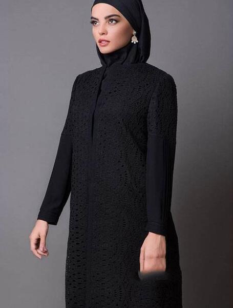 عکسهای مانتو مشکی ساده و شیک