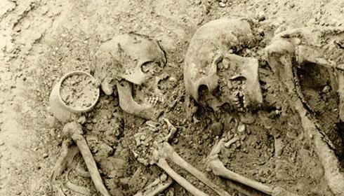 عکس اسکلت عاشقانه