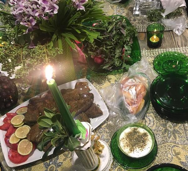 عکس سفره حضرت ابوالفضل خانه علی دایی