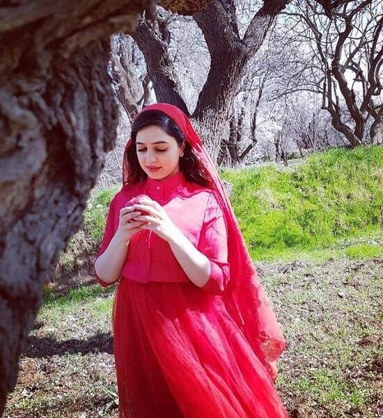 عکس زهرا نعیمی