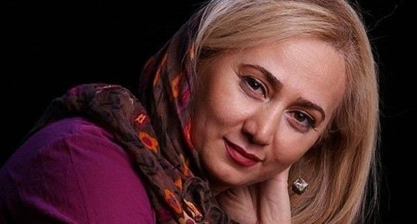 عکس تبسم هاشمی در دبیرستان خضرا