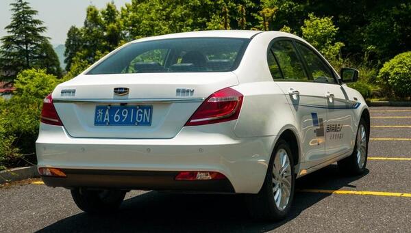 عکس جیلی gc6