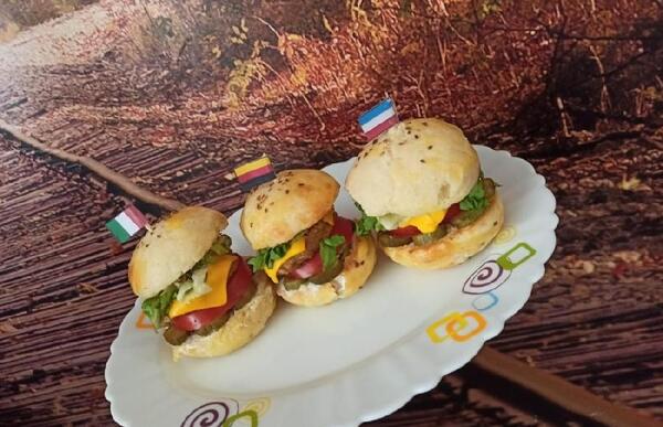 عکس مینی چیز برگر