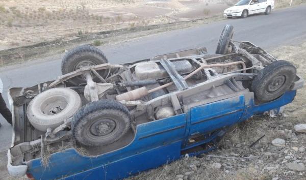 عکس نیسان چپ شده
