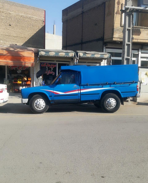 عکس نیسان خوابیده