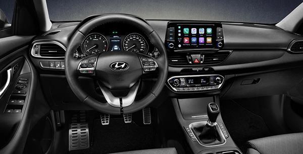 عکس هیوندای i30