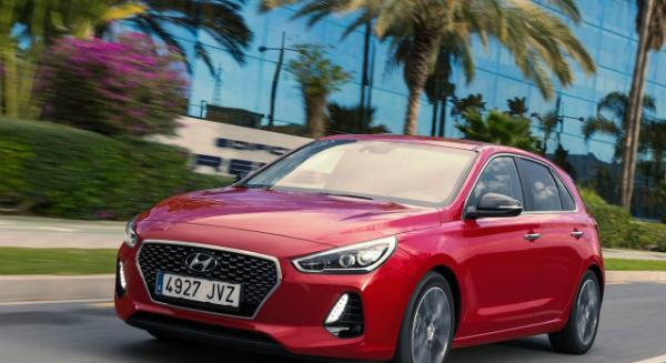عکس هیوندای i30