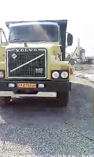 عکس ولوو زرد