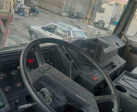 عکس ولوو اف 12 اینترکولر
