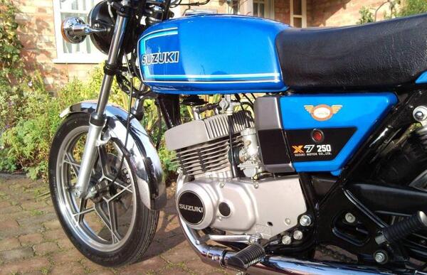 عکس سوزوکی x7