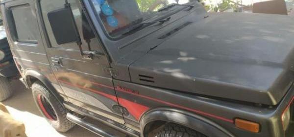 عکس جیپ سوزوکی سامورایی