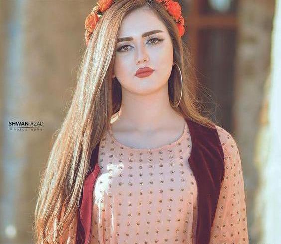 عکس سمیرا کارزان خواننده کرد