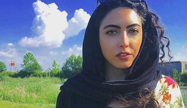 عکس بدون لباس ساناز طاری