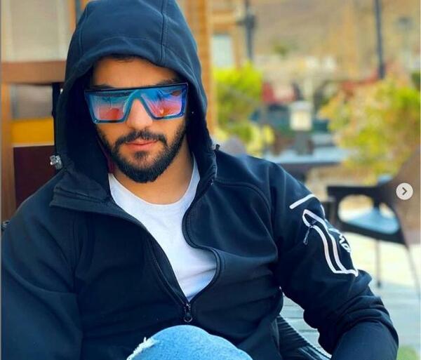عکس سینا قهرمانی