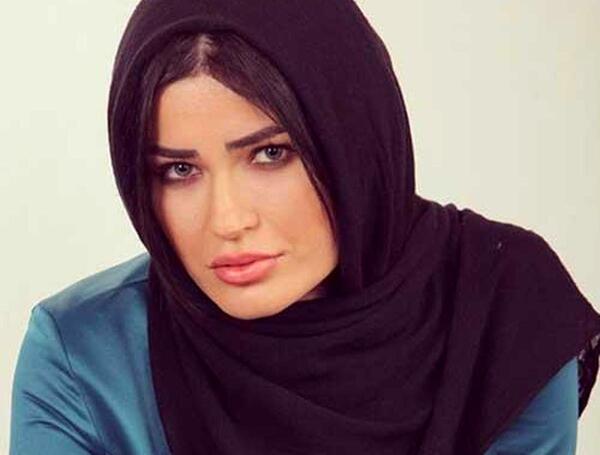 عکس شیوا طاهری بی حجاب