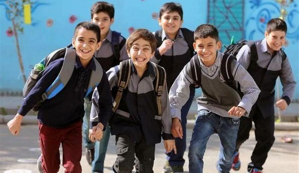 عکس شادی بچه ها در مدرسه