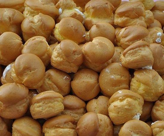 عکس شیرینی خامه ای