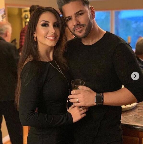 عکس زن شهاب تیام
