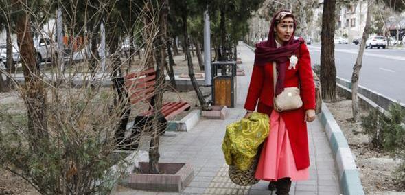 عکس زیباترین دختر گل فروش