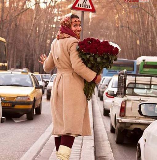 عکس زیباترین دختر گل فروش
