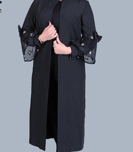 عکس مانتو بلند دکمه دار