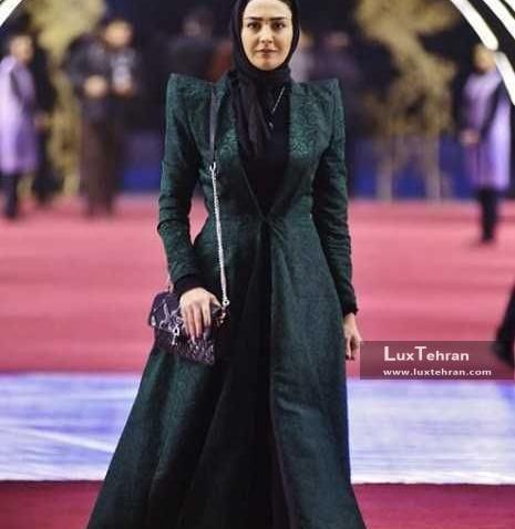 عکس مانتو بلند دخترانه نوجوان