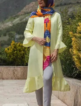 عکس مدل مانتو بلند لیمویی رنگ