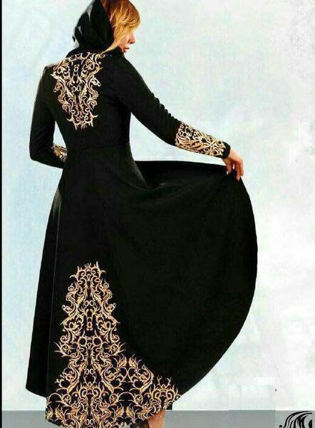 عکس مدل مانتو بلند هلالی