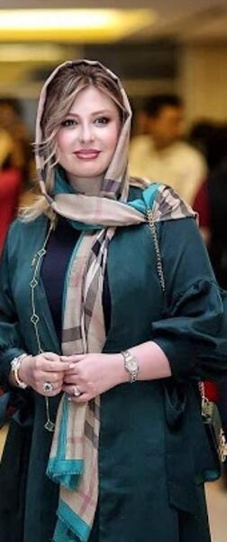 عکس مدل مانتو جلو باز نیوشا ضیغمی