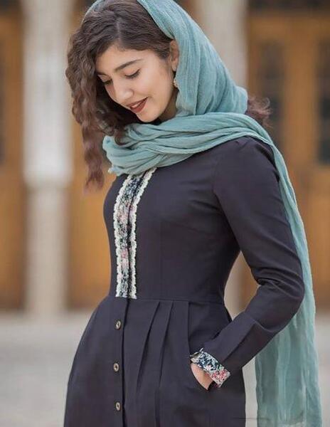 عکس مدل مانتو دخترانه طرح سنتی