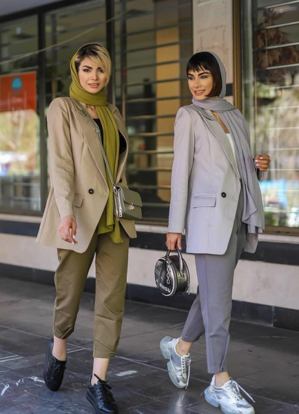 عکس مدل مانتو دخترانه کوتاه اسپرت