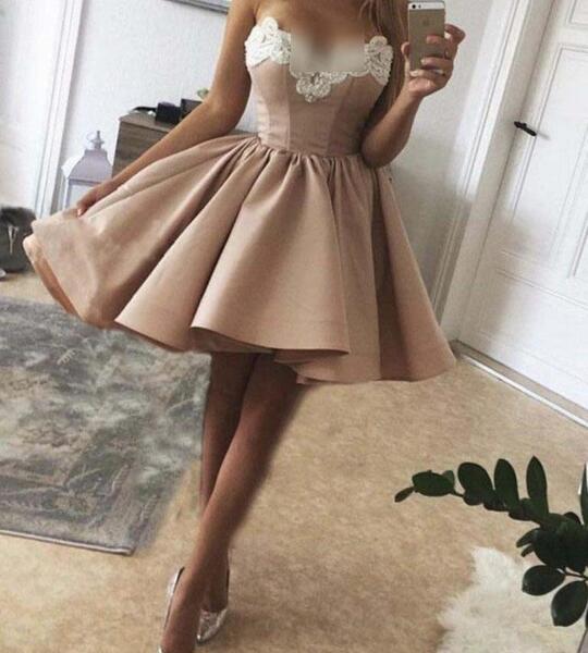 عکس لباس مجلسی کوتاه چین دار