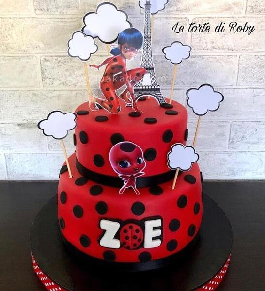 عکس مرینت روی کیک تولد