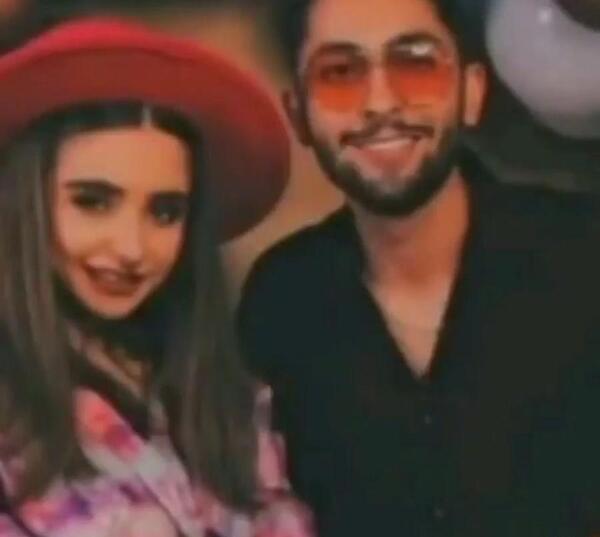 عکس نیکا و متین در اینستا