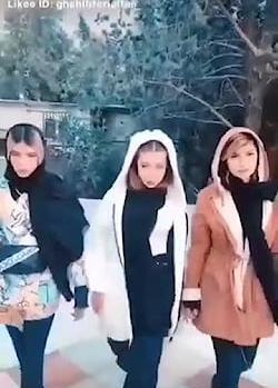 عکس نیکا و متین و عسل