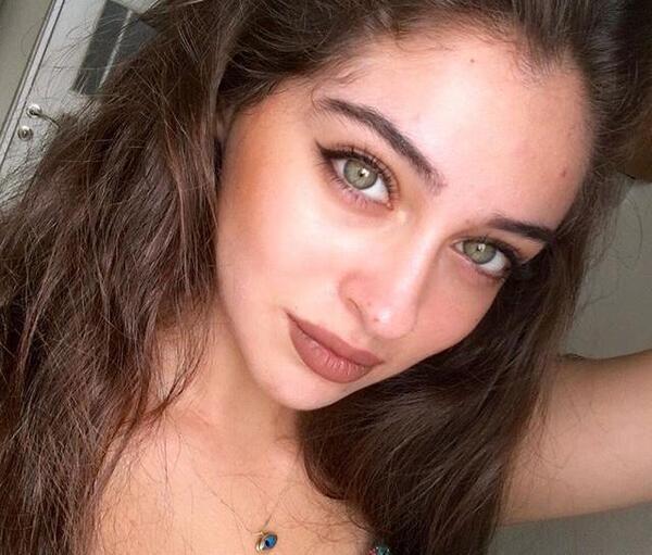 عکس های cemre baysel