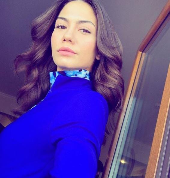 عکس های demet ozdemir