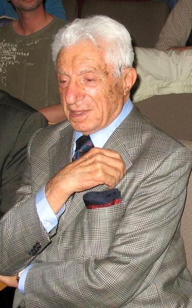 عکس جدید پروفسور میرزایی