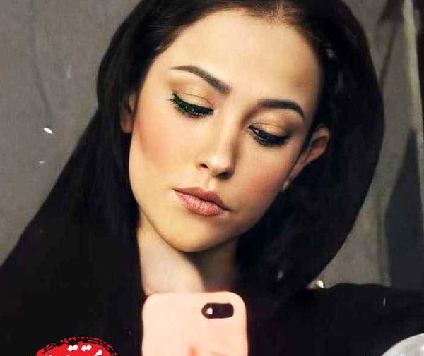 عکس اینستا آدرینا صادقی