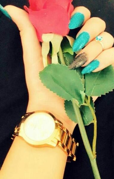 عکس اینستاگرام پروفایل لاکچری دخترونه