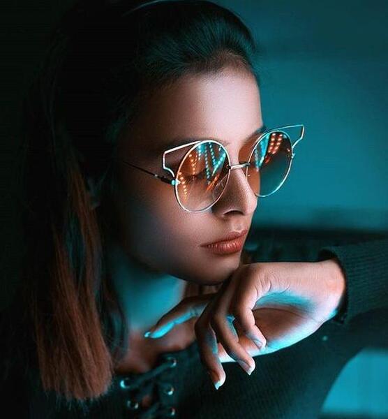 عکس اینستاگرام پروفایل لاکچری دخترونه
